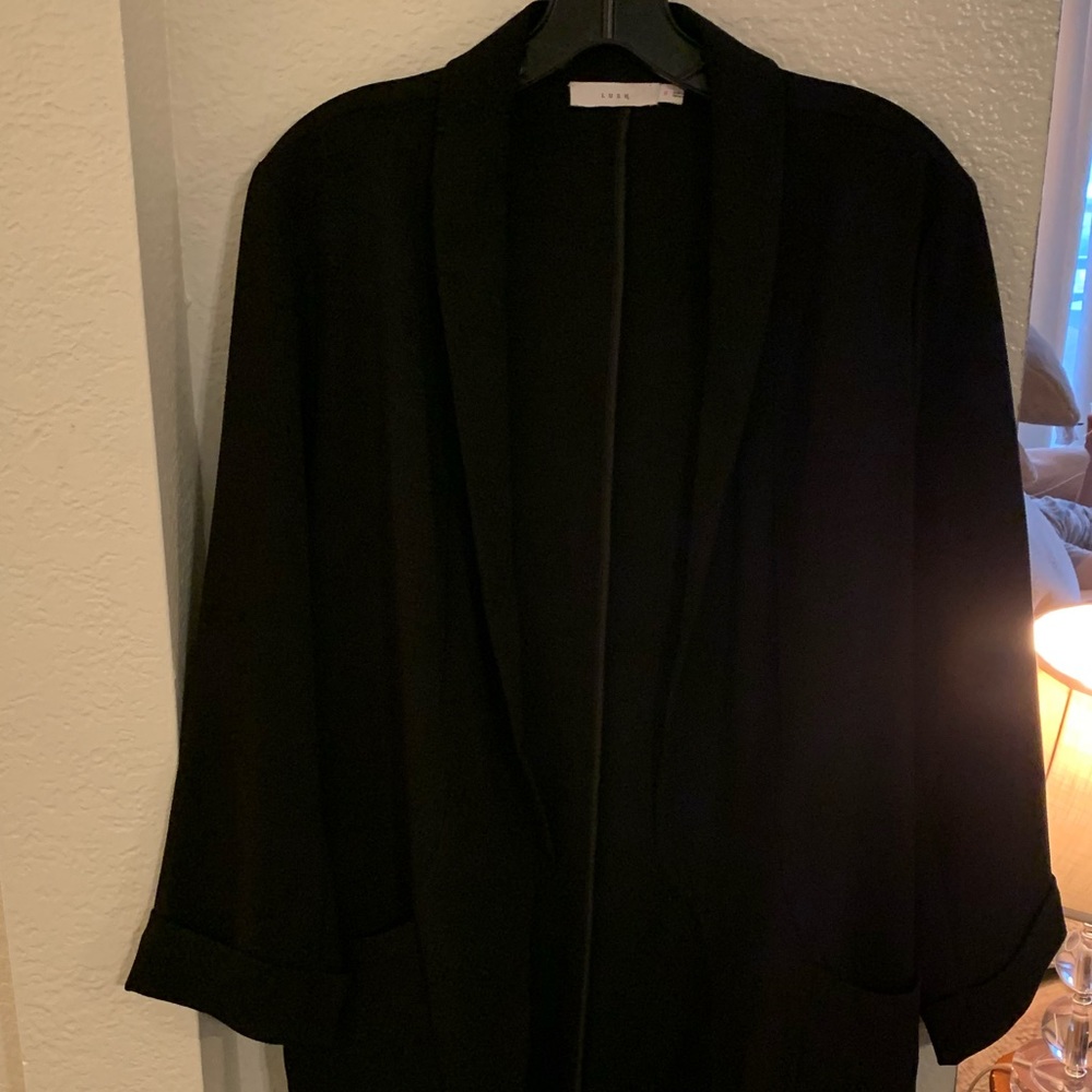 Lush Crepe Blazer, Black Size Medium (8-10) EUC